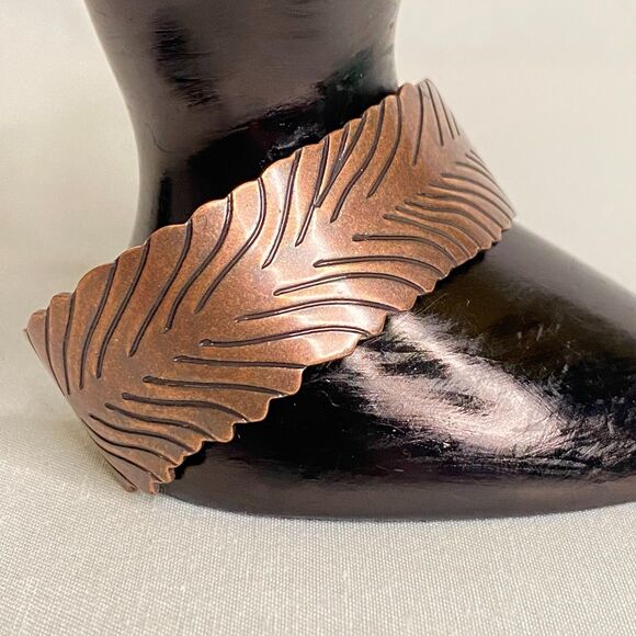 Copper Cuff Bracelet Engraved Leaf Pattern - Picture 1 of 8